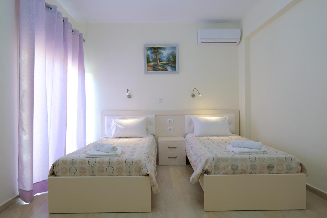 Sunny Holiday Sarandë Exteriör bild